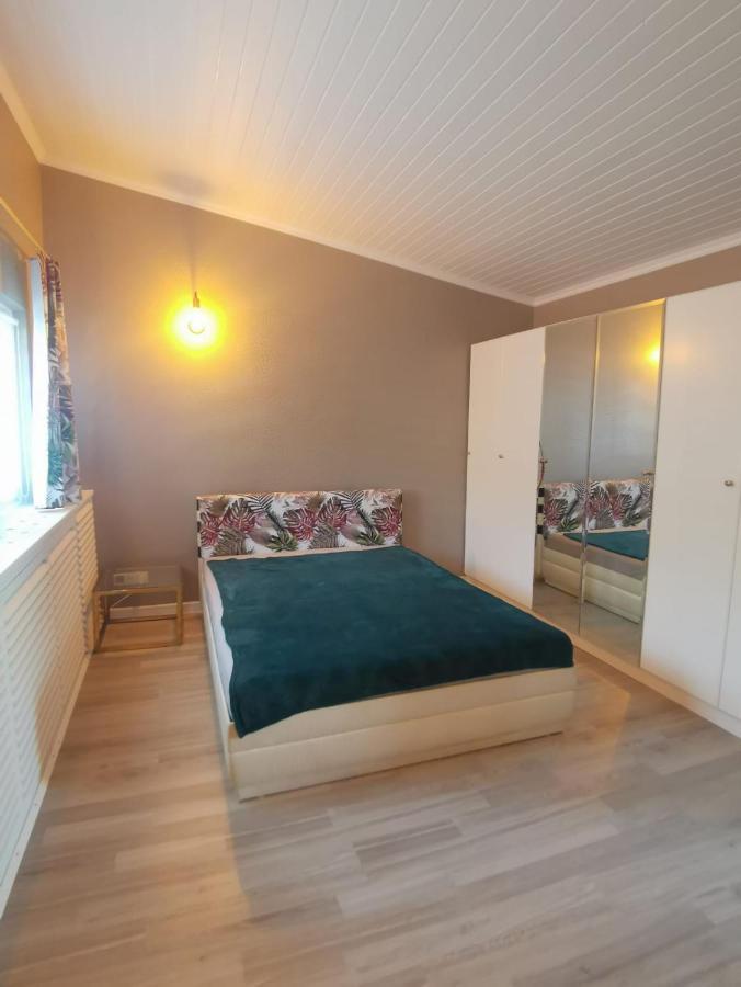 Apartament - Dom Zielona Gora  Luaran gambar