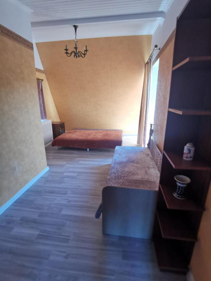 Apartament - Dom Zielona Gora  Luaran gambar